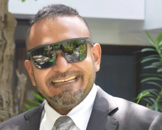 ރައީސް ޔާމީންގެ ފަރާތްޕުޅުން، ދަރިކަލުން ޒޭންގެ، ޢީދު ދުވަހުގެ ޚާއްސަ މެސެޖެއް