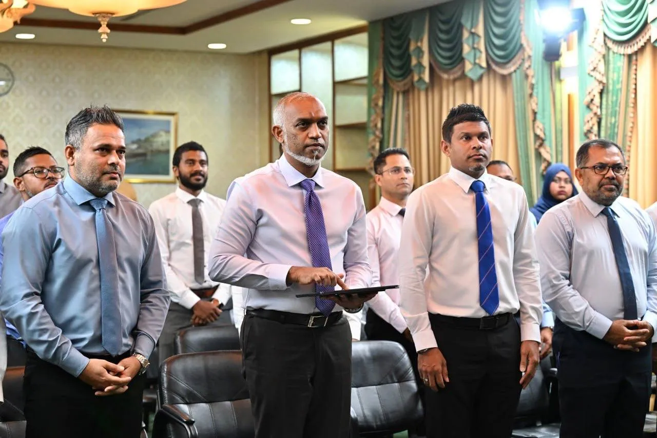 ރައީސް ޑރ.މުޙައްމަދު މުޢިއްޒު، މަޝްރޫއު އިފްތިތާހްކޮށްދެއްވުން-- ފޮޓޯ: ރައީސް އޮފީސް