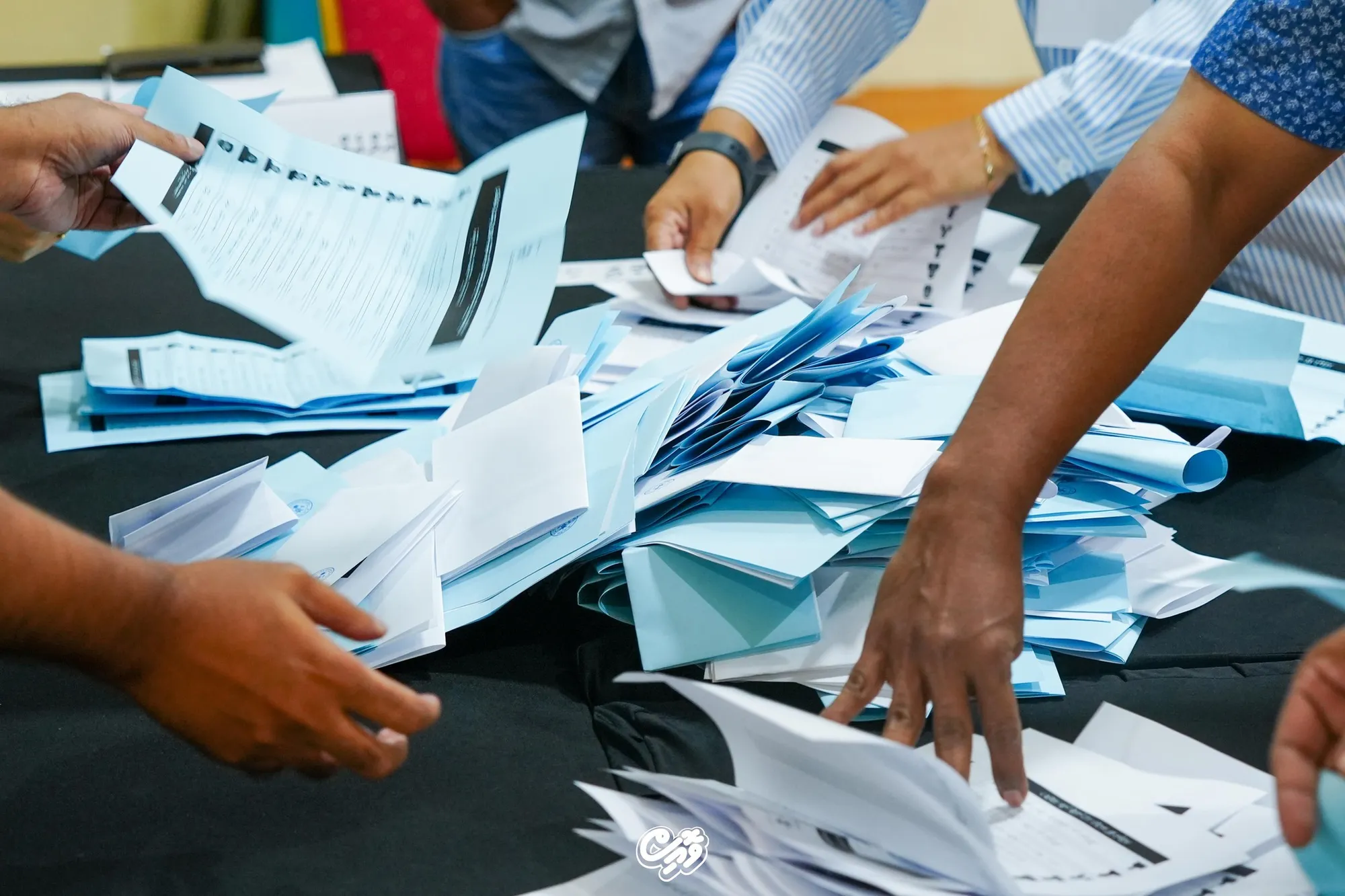 ބައި އިލެކްޝަނާ ގުޅިގެން މިލަދޫ ފެނަކައިގެ މުއައްޒަފުންތަކެއް ސަސްޕެންޑްކުރިކަމަށް އެމްޑީޕީން ތުހުމަތުކޮށްފި!