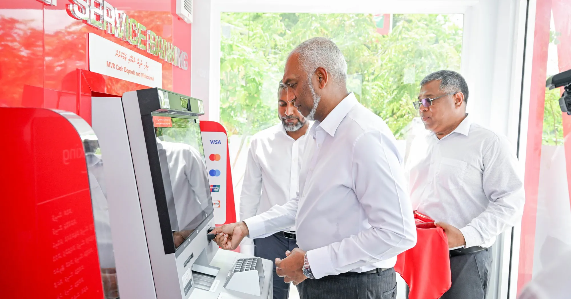 ބޭންކް އޮފް މޯލްޑިވްސްއިން އއ. އަތޮޅުގެ ހުރިހާ ރަށެއްގައި އޭޓީއެމް ޚިދުމަތް ގާއިމުކޮށްފި