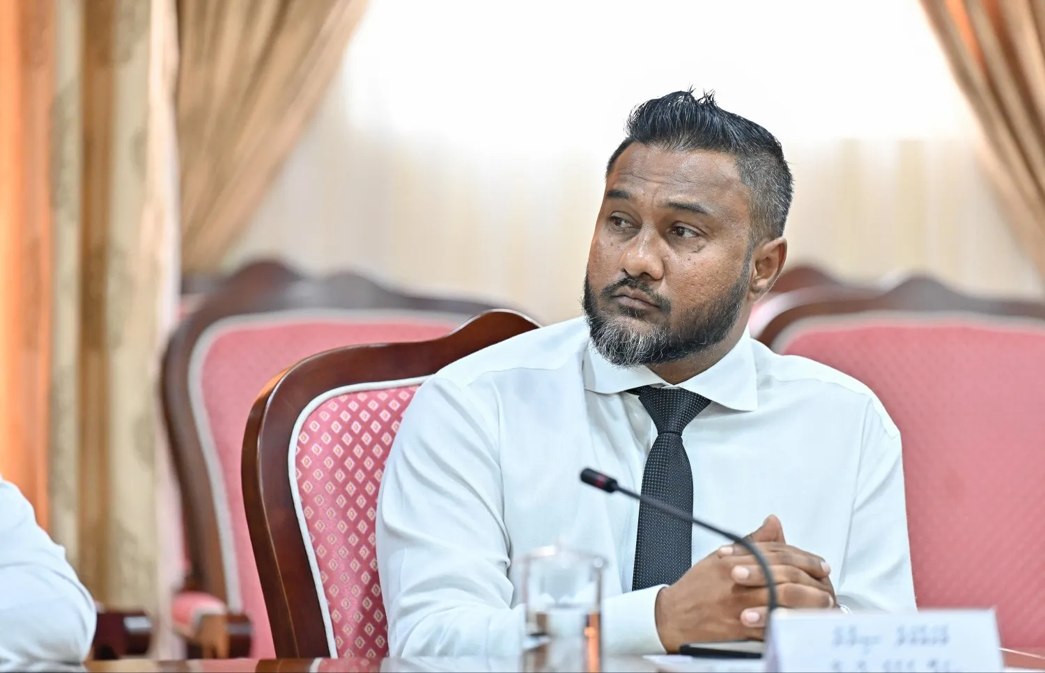 ކުރީގެ މެންބަރު ސިނާން - ފޮޓޯ: މަޖިލިސް