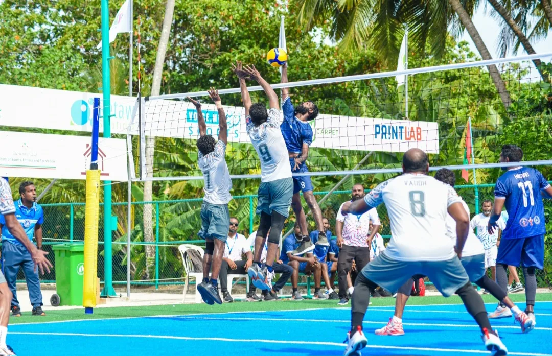 ވަށަފަރު ބަލިކޮށް ފިއްލަދޫ އިން ސެމީފައިނަލުގެ ޖާގައެއް ކަށަވަރުކޮށްފި