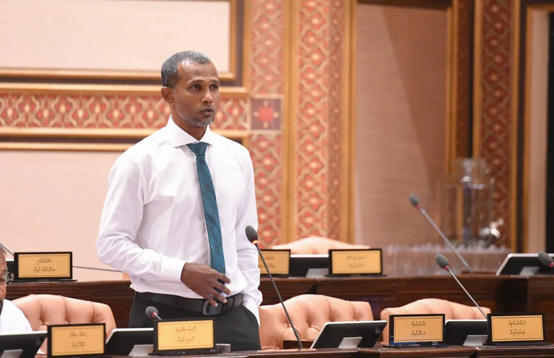 މަހިބަދޫ ދާއިރާގެ މެންބަރު އަޙްމަދު ޠާރިޤު: ފޮޓޯ/ މަޖިލިސް