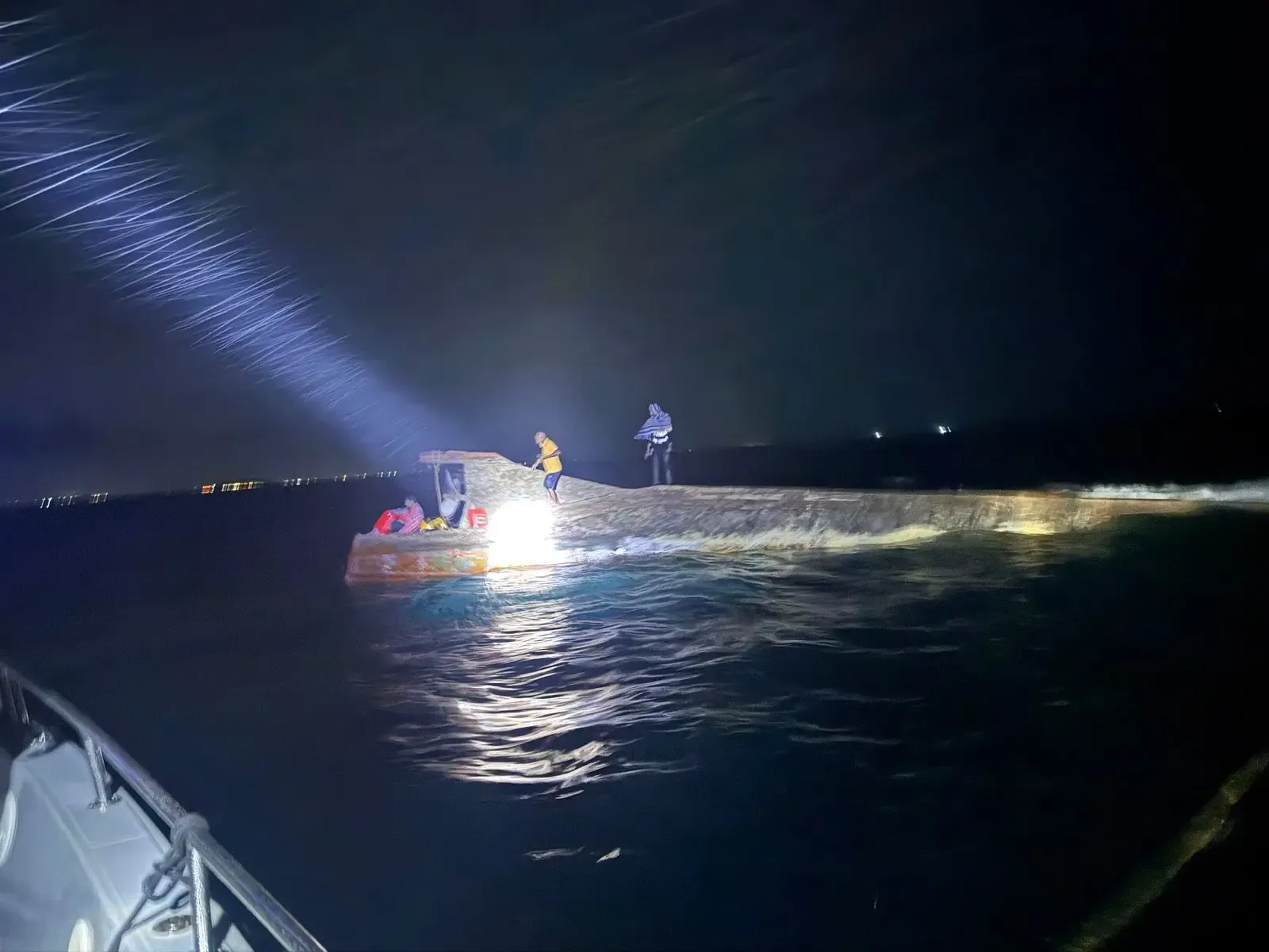 ކޮޅުވެއްޓި ބަންޑުން ޖަހާލި ހާދިސާ: ގެއްލުނު 3 ވަނަ މީހާގެ ހަށިގަނޑު ވެސް ފެނިއްޖެ