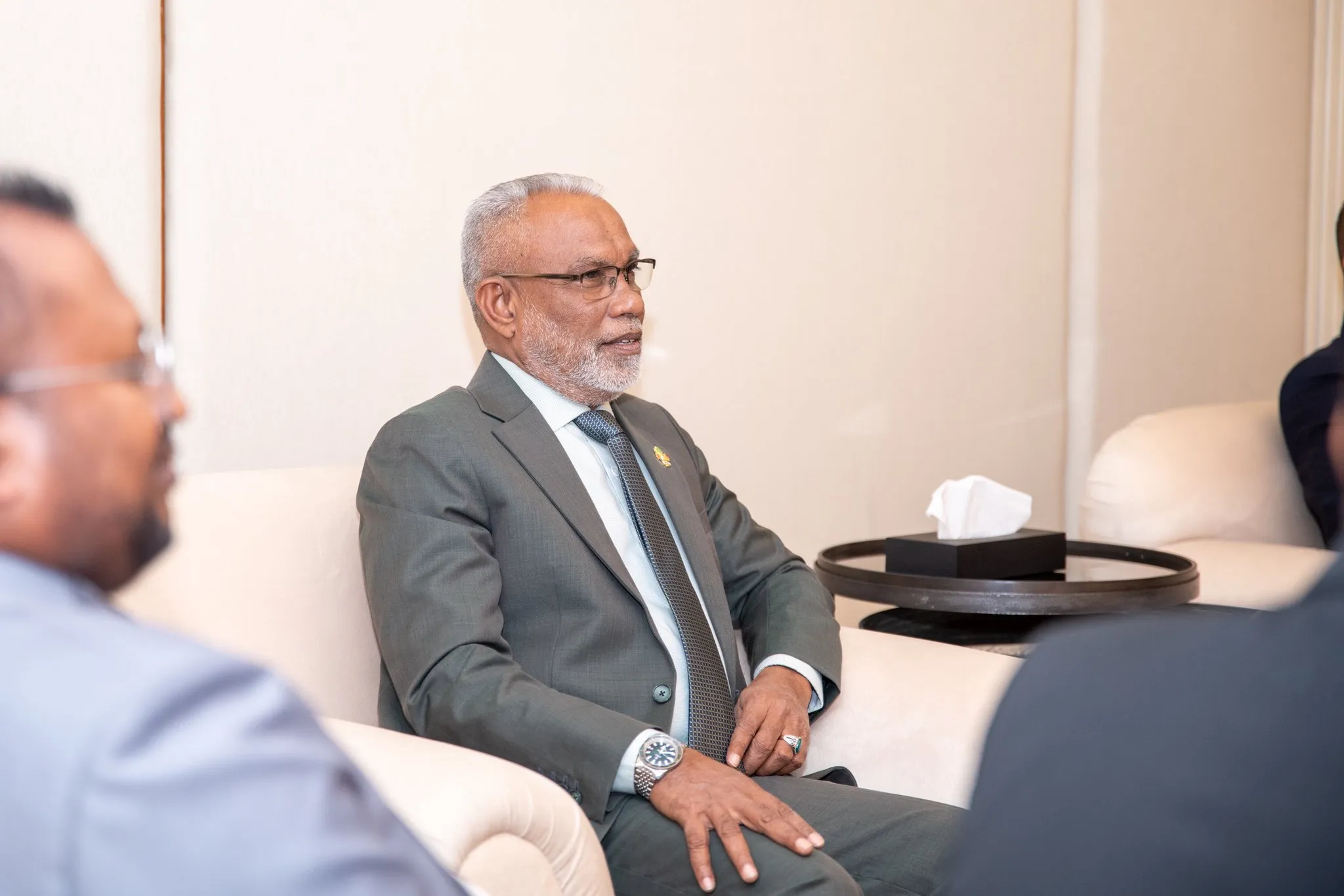 މަޖިލިސް ރައީސް ސަޢޫދީއަށް 