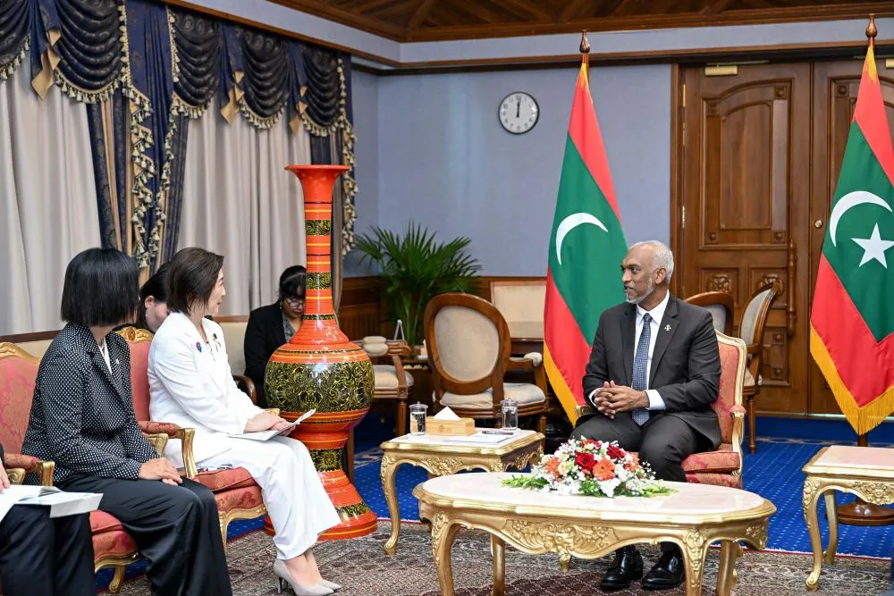 Ikuina Akiko, Special Envoy of the Prime Minister of Japan and President Dr. Muizzu during their meeting in President's Office today (Photo/President's Office)