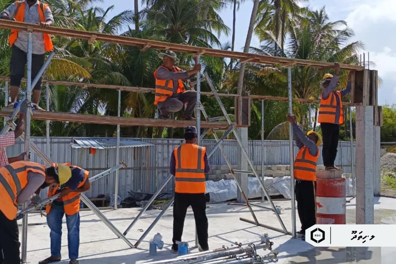 ލ. ހިތަދޫ ޕޮލިސް ޕޯސްޓުގެ މަސައްކަތް ބާރު ދުވެލީގައި ކުރިއަށް