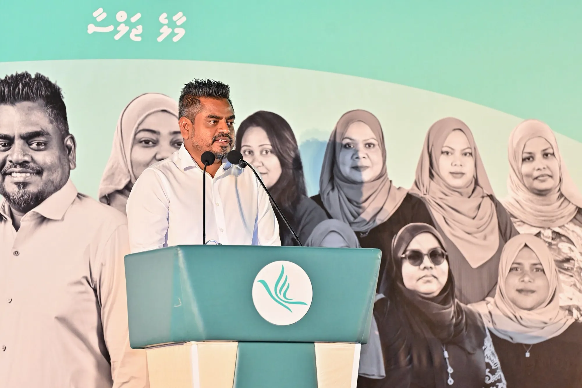 ކޮންގްރެސް ޕާޓީގެ ޓިކެޓްގައި އައްޑޫސިޓީގެ މޭޔަރުކަމަށް ކުރިމަތިލައްވާފައިވާ ކެނޑިޑޭޓް މުޝްރިފް އަލީ (މުޝްރިފް)