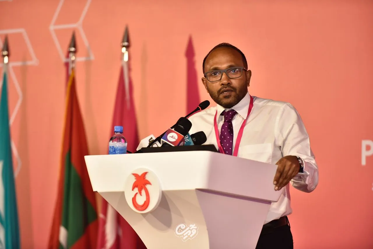 ރައީސް ޞާލިޙަށް މިއަދު ޤައުމާއި ޕާޓީގެ މަސްލަޙަތުވެސް ނުހިފެހެއްޓުނު: ޑރ ޖަމީލް