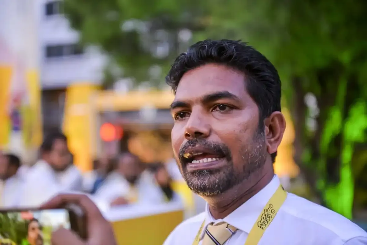 އެމްޑީޕީ މެމްބަރުން ކޮންގްރެސްގައި ބައިވެރިވާން އަންނަނީ އަމިއްލަ ޖީބުން ހަރަދުކޮށްގެން: ޝިފާޒު