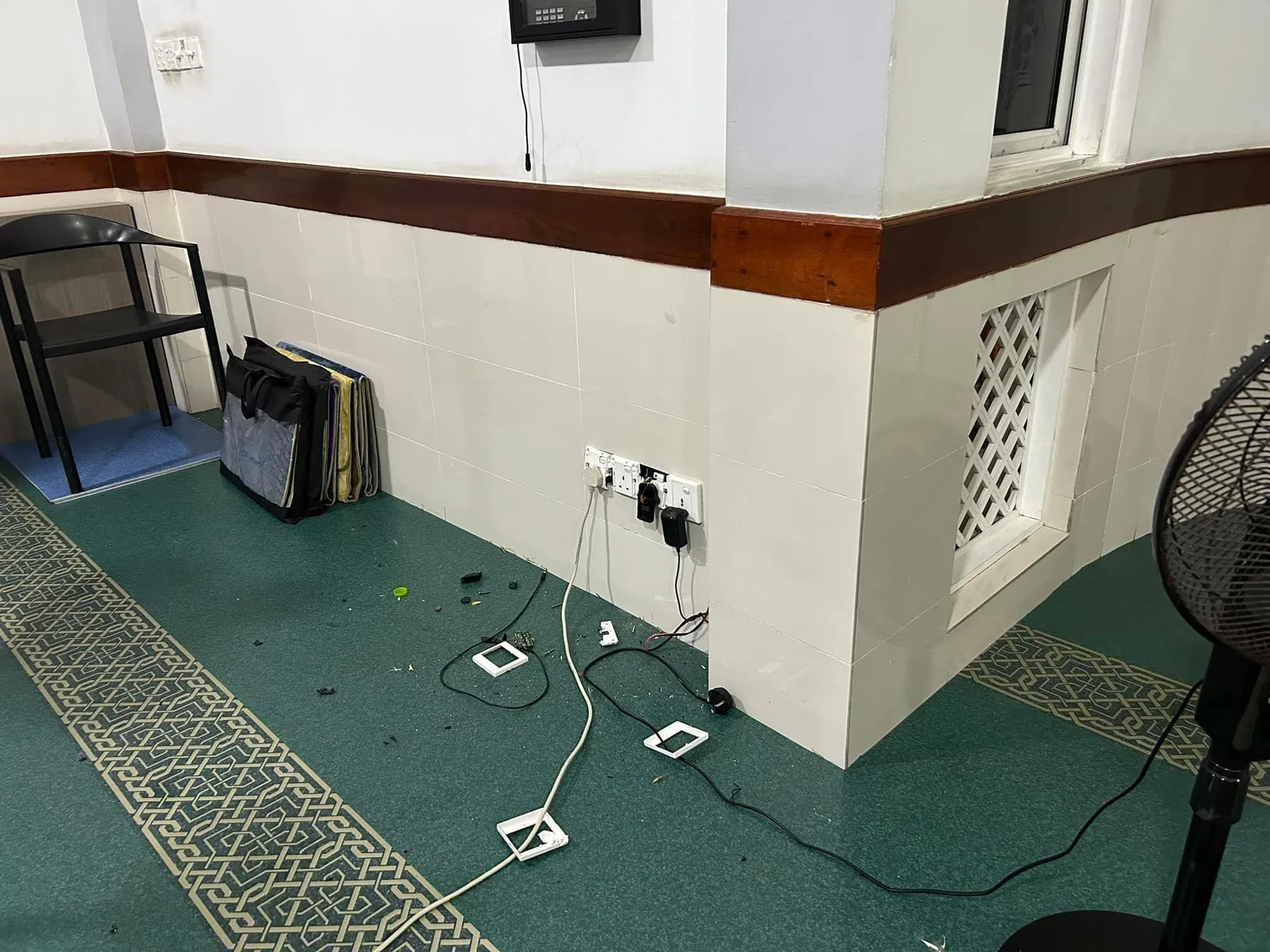 ފުރުގާން މިސްކިތަށް ގެއްލުން ދީފައި: ފޮޓޯ/ މީސްމީޑިއާ