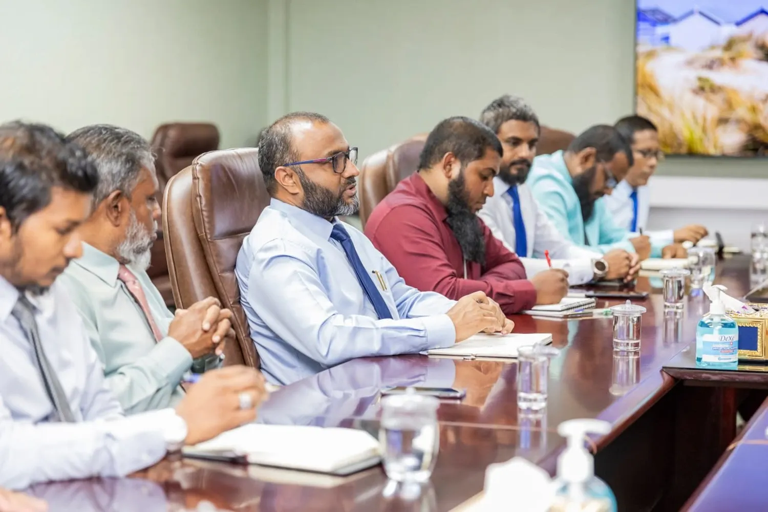 އިސްލާމިކް މިނިސްޓަރ ޝަހީމް ގއ. ގެމަނަފުށި ކައުންސިލާއި ބައްދަލުކުރައްވައިފި