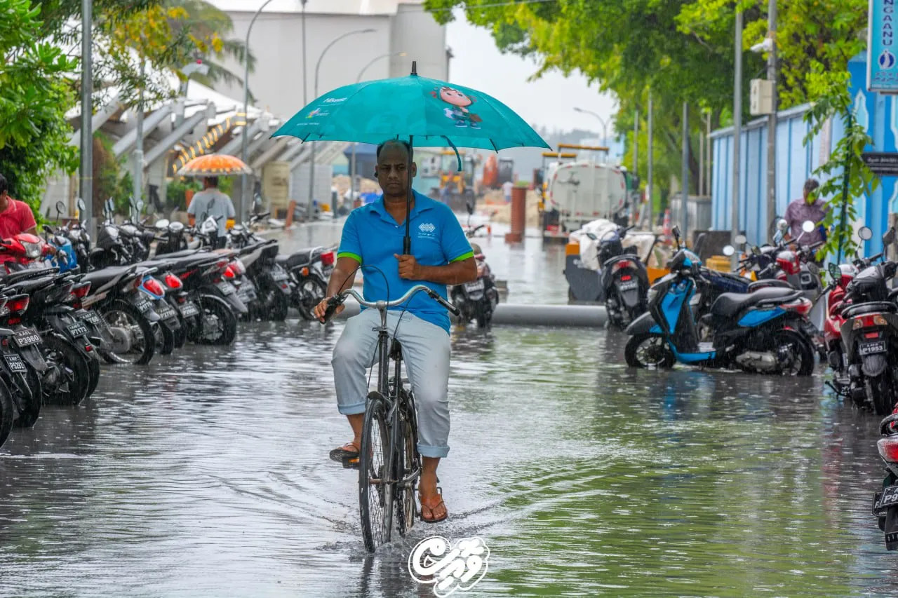 މާލޭގައި ވާރެވެހި ފެންބޮޑުވެފަ - ފޮޓޯ: ވޮއިސް