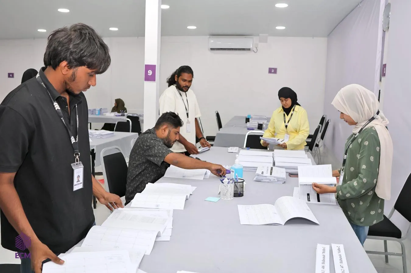 އިންތިޚާބާއި ބެހޭ މަރުކަޒުގެ މަސައްކަތްތައް ސޯޝަލް ސެންޓަރަށް ބަދަލުކޮށްފި