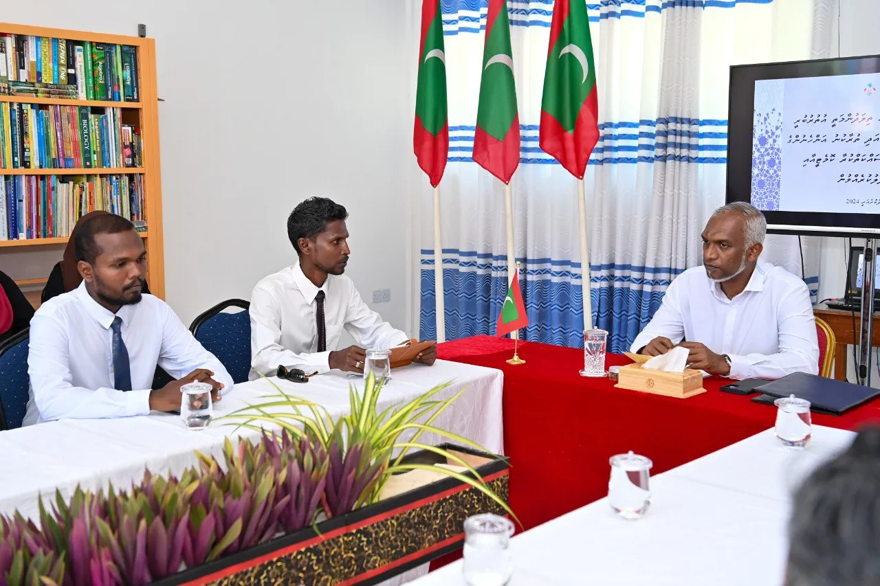 ރައީސުލްޖުމްހޫރިއްޔާ ހއ. ތުރާކުނު ކައުންސިލާއި ބައްދަލުކުރައްވައިފި