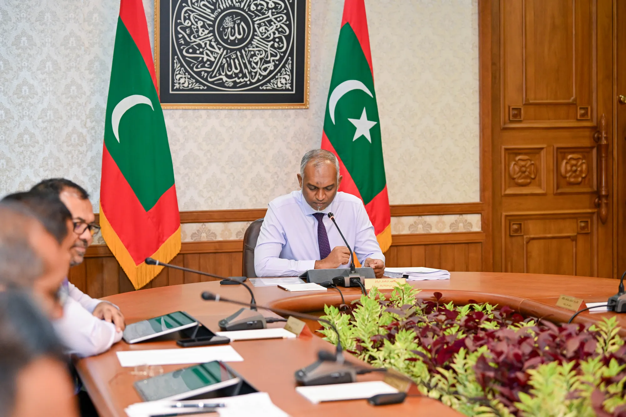 ބޭރުގައި ކިޔަވާ ދަރިވަރުންނަށް ޑޮލަރު ނެގޭ ލިމިޓް އިތުރުކޮށްފި