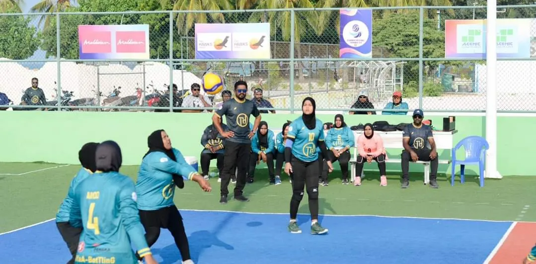 ޓީމު ހިޔާ އަދި ޕޮލިސް ޓީމު ވާދަކުރި މެޗުގެ ތެރެއިިން