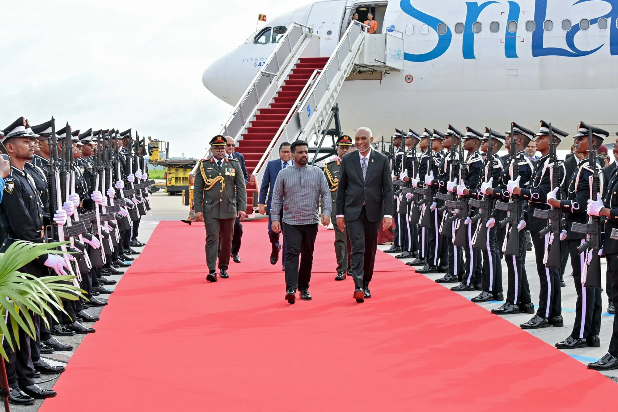 ސްރީލަންކާގެ ރައީސް ރާއްޖެ ވަޑައިގަތުން... ފޮޓޯ ރައީސް އޮފީސް