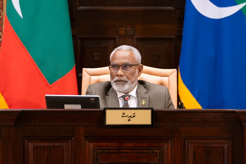 ރަސްމާލެ މަޝްރޫޢު ނުހުއްޓުވޭނެ، ޔާމީނާއި އެމްޑީޕީ ކުރަނީ އެއް މަސައްކަތެއް: މަޖިލީހުގެ ރައީސް އަބްދުއްރަޙީމް 