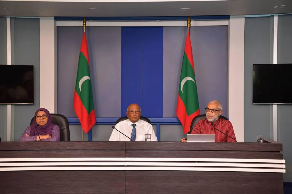 މުސާރައަށް ގެނައި ބަދަލާއެކު ޞިއްޙީދާއިރާގެ 3710 ދިވެހި މުވައްޒަފެއްގެ މުސާރައަށް ހެޔޮބަދަލު އަންނާނެ: ސަރުކާރު