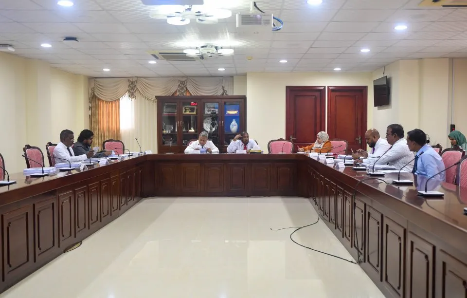 މާލިއްޔަތު ކޮމިޓީގެ މިއަދުގެ ބައްދަލުވުމުގެ ތެރެއިން --- ފޮޓޯ: މަޖިލިސް