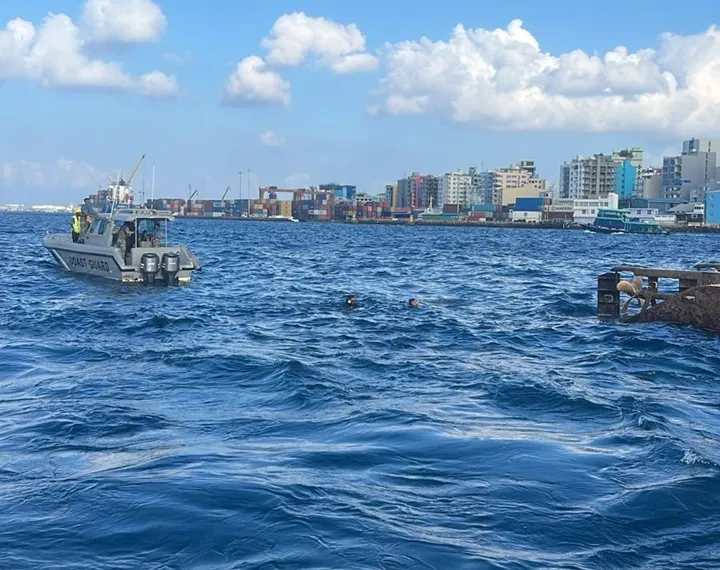 ކޮޅު ވެއްޓި ބަންޑުން ޖަހާލި ސަރަހައްދުގައި އެމްއެންޑީއެފުން ހަރަކާތްތެރިވަނީ..