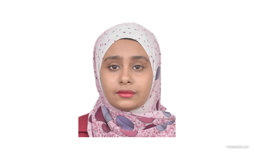 ގެއްލިގެން ހޯދަނީ، ގުލްޒާރުގެ / ލ.މުންޑޫ، މަރްޔަމް މާއީ ޖަމީލް )25އ(
