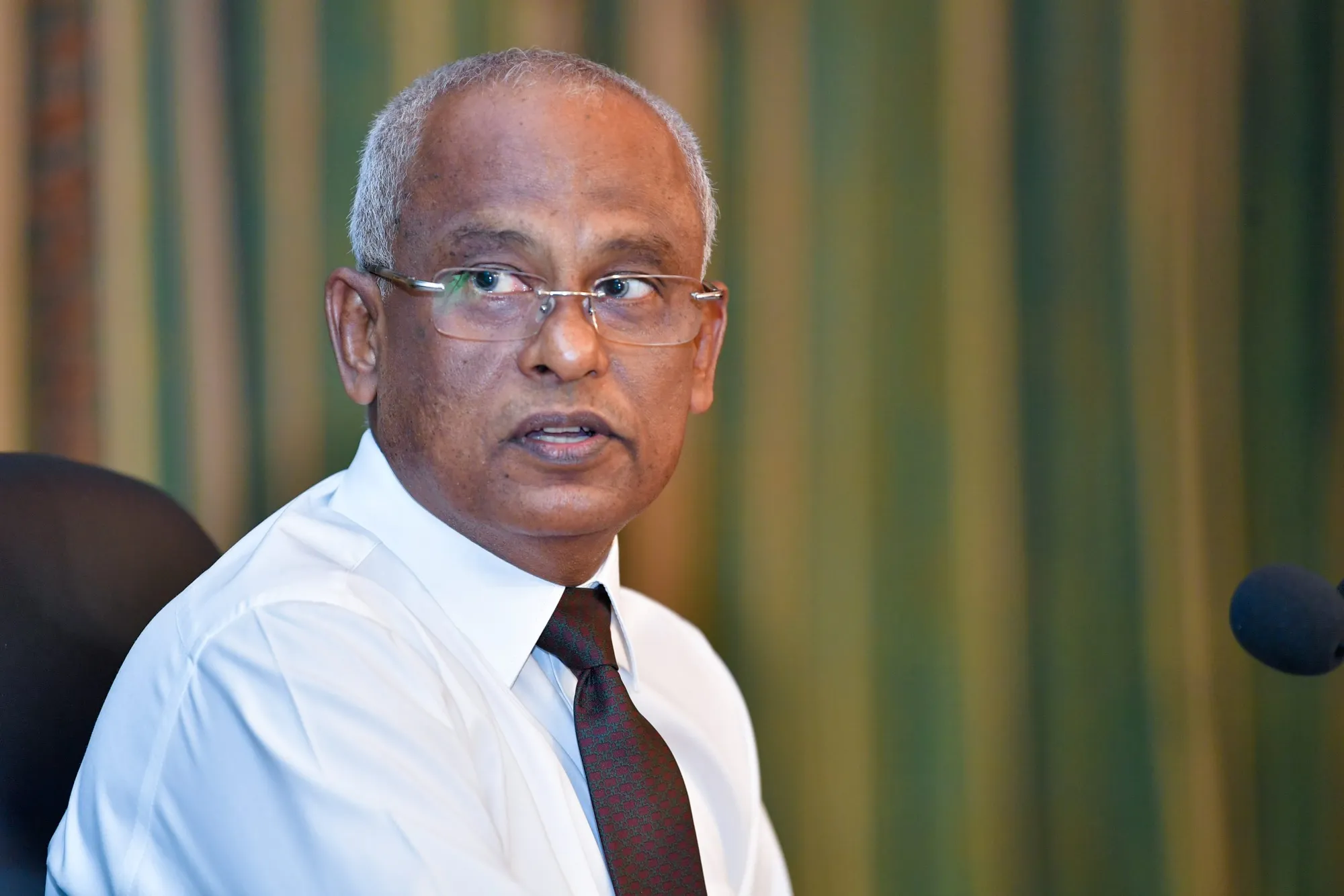 ކައުންސިލްތަކުގެ މުވައްޒަފުންނަށް %35 އެލަވަންސް ދޭން ރައީސް ޞާލިހު ނިންމަވައިފި!