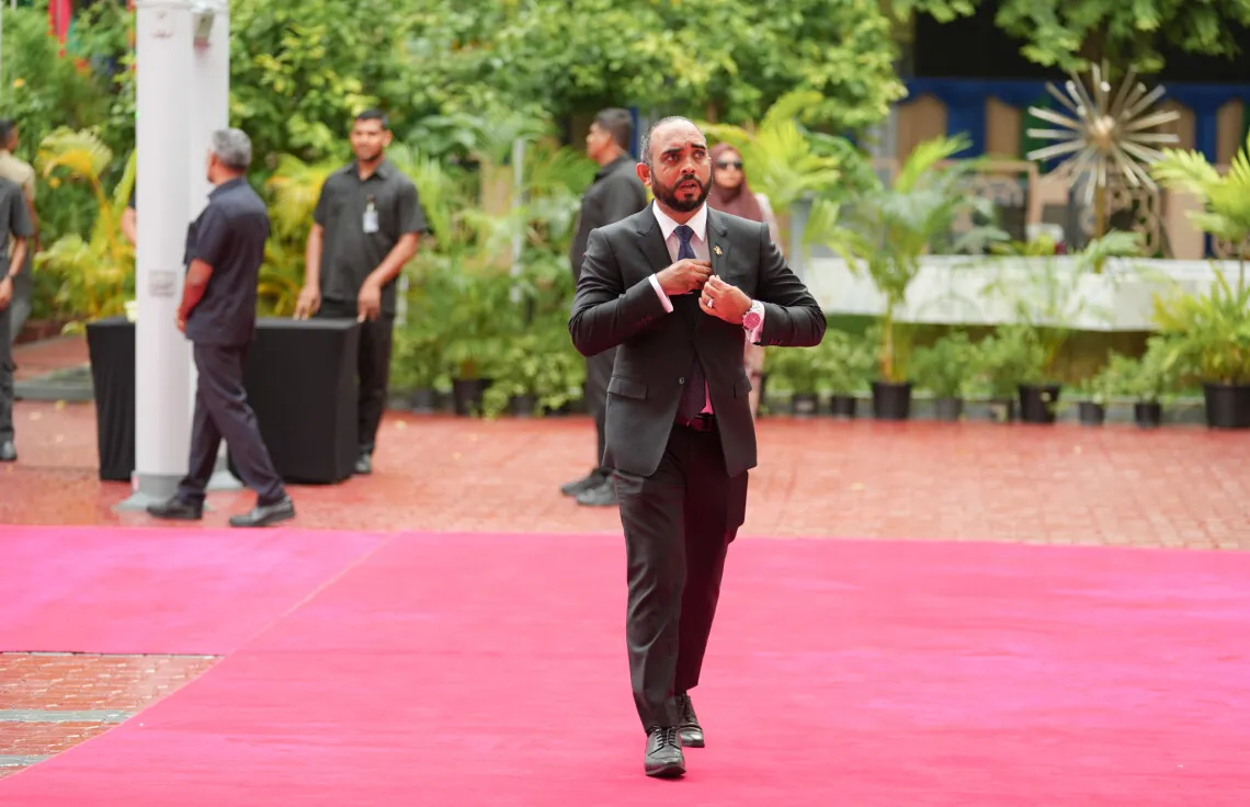 ޔޫތު މިނިސްޓަރ އިބްރާޙީމް ވަހީދު: ފޮޓޯ/ ރައީސް އޮފީސް