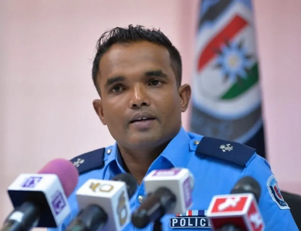 ފުލުހުންގެ ތަރުޖަމާނު, ޝިފާންގެ ނަމުގައި ފޭކު ވައިބާ ނަންބަރެއް!