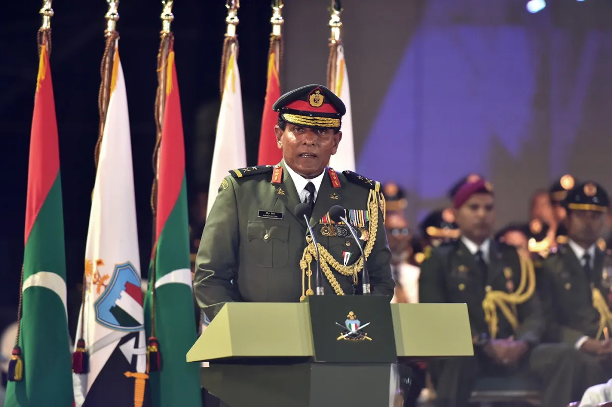 ކުރީގެ ޗީފް އޮފް ޑިފެންސްފޯސް މޭޖަރ ޖެނެރަލް (ރިޓަޔާޑް) އަޙްމަދު ޝިޔާމް.. ފޮޓޯ: ޤައުމީ ދިފާއީ ބާރު