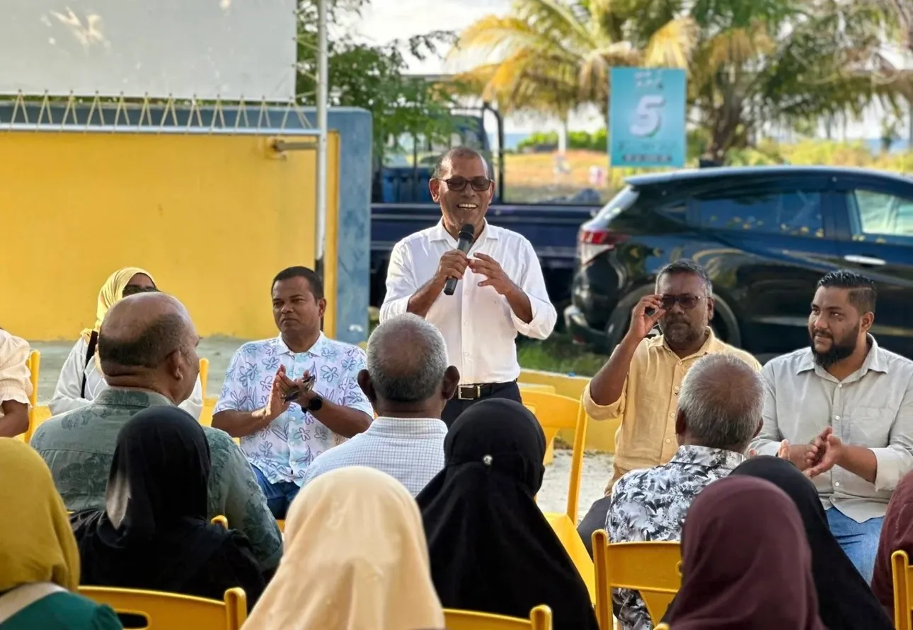 ރައީސް ނަޝިދު، އައްޑޫގައު ވާހަކަދައްކަވަނީ