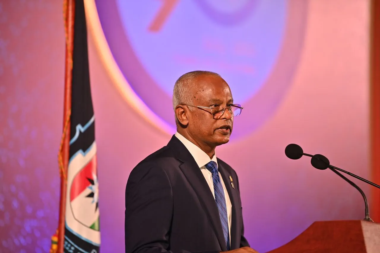 ފުލުހުންނާއި ސިފައިންގެ މުސާރައަށް ހެޔޮބަދަލުތަކެއް ގެންނާނަން: ރައީސް ޞާލިހް