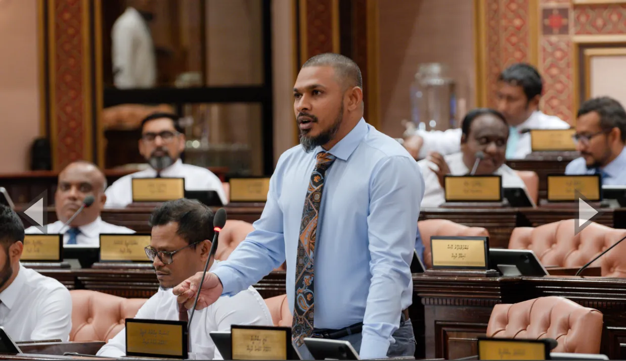 ކުދި އަދި މެދުފަންތީގެ ވިޔަފާރިތަކުގެ ހިމާޔަތަށްޓަކައިވެސް ފެނަކައިގެ ޚިޔާނާތުގެ މައްސަލަތައް ބަލަންޖެހޭ: އިމްރާން⁩