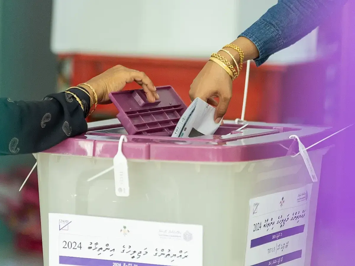 ހިތަދޫ އުތުރު ދާއިރާގެ ބައި-އިލެކްޝަންގެ ވޯޓުލުން ފެށިގެން ކުރިއަށް