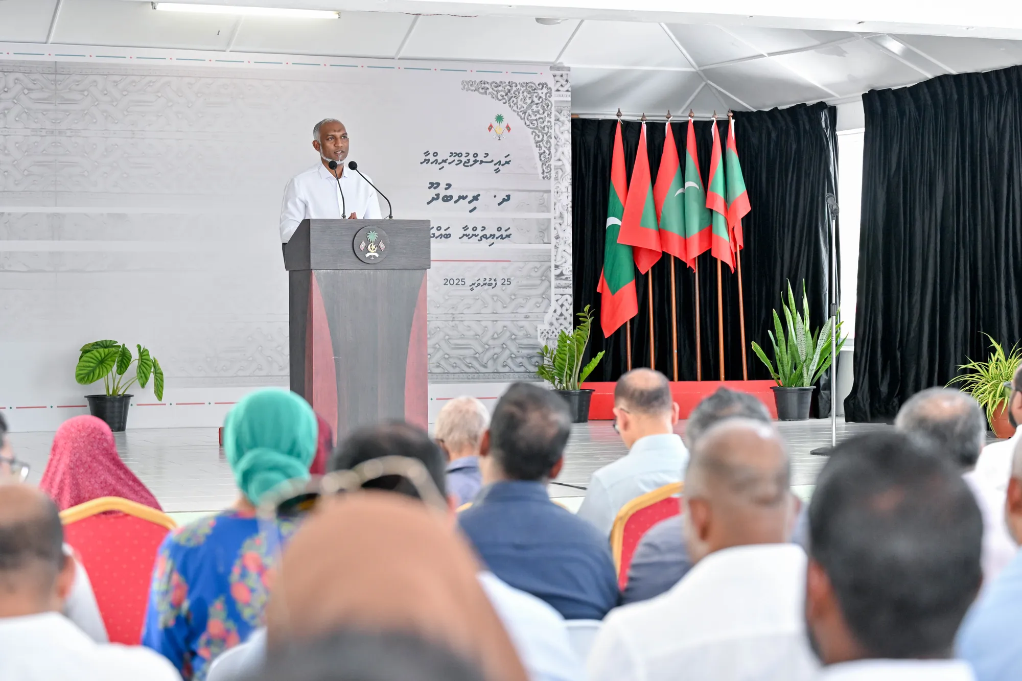 ރައީސުލްޖުމްހޫރިއްޔާ ޑރ. މުހައްމަދު މުއިއްޒު