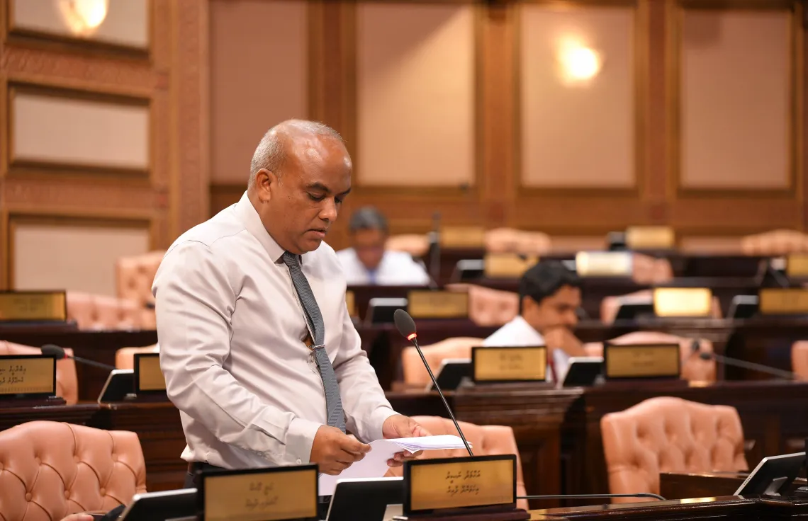 އިހަވަންދޫ ދާއިރާގެ މެމްބަރު އަހުމަދު ނަސީރު. ފޮޓޯ/ ރައްޔިތުންގެ މަޖިލިސް