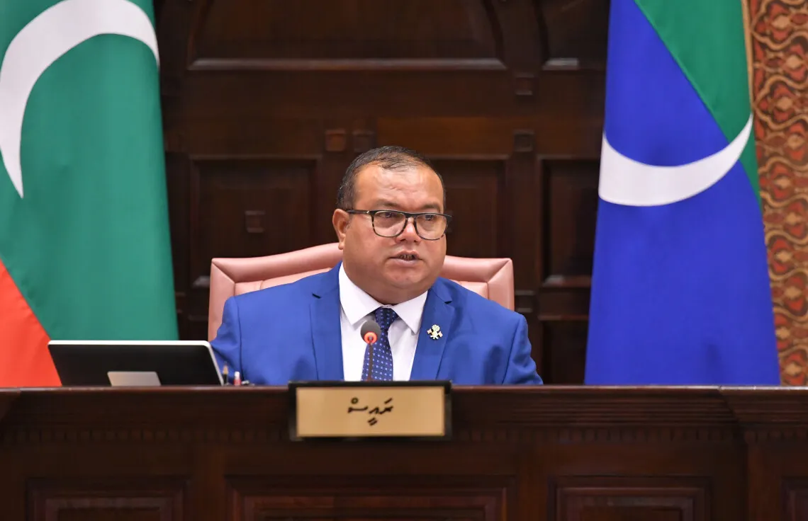 ހުސްގޮނޑި ނުލައި މެންބަރުންގެ އަދަދު ގުނާ މާއްދަ އުވާލުމަށް އަސްލަމް ހުށަހަޅުއްވައިފި