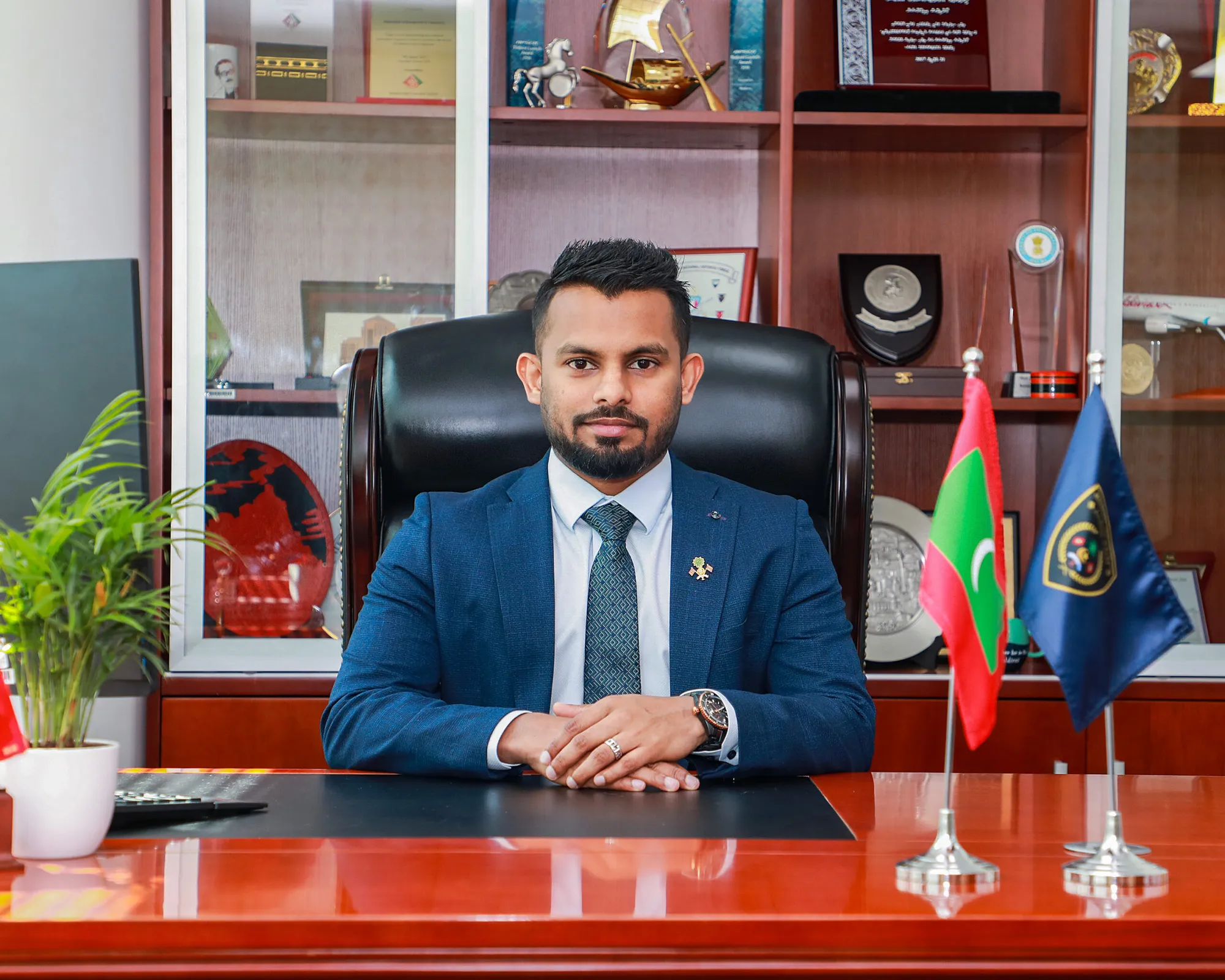 ޝަމްއާން ދިރިއުޅޭ ގެއިން 257،475 ރުފިޔާއާ 10،000 ޑޮލަރު ފެނުނު: ފުލުހުން