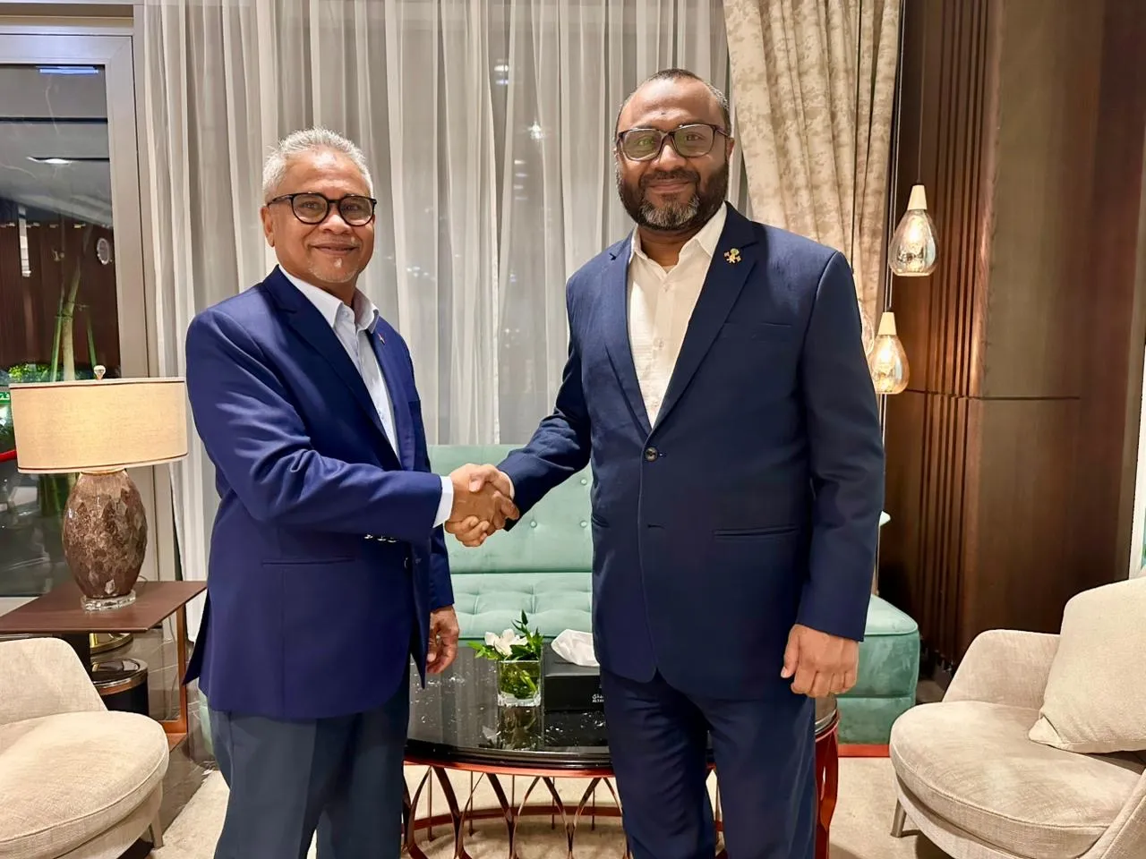 ވަޒީރު ޝަހީމް ސައުދީއަށް ވަޑައިގެންނެވުން: ފޮޓޯ/ އިސްލާމިކް މިނިސްޓްރީ