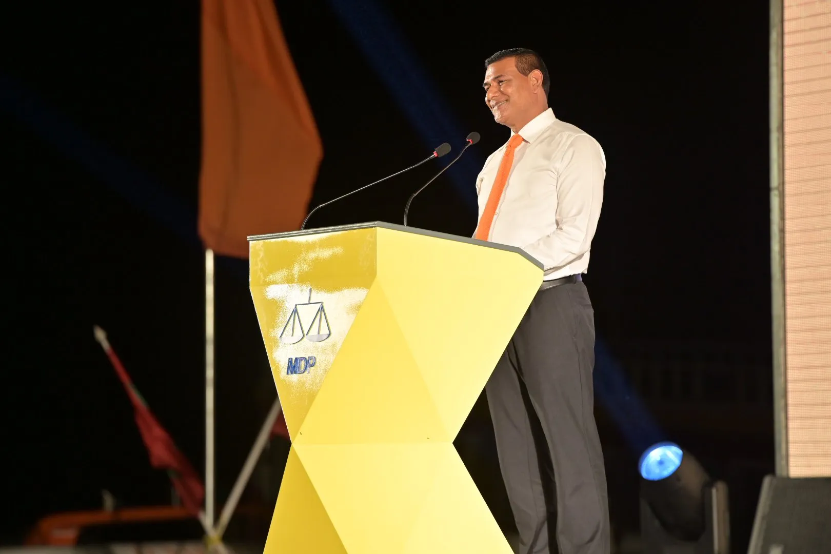 ދައުރު ނިންމާލީ އެންމެ ނާއިބު ރައީސްއަކާއެކު، މިނިސްޓަރުން ބަދަލެއް ނުކުރައްވާ: ސިޔާމް