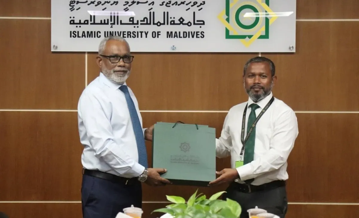 ޝަރީޢަތާއި ޤާނޫނުގެ ދާއިރާއިން ރައްޔިތުންގެ މަޖިލީހުގެ މެންބަރުން މަތީ ތަޢުލީމަށް ތަމްރީނުކުރުން ފަށައިފި--ފޮޓޯ: އައިޔޫއެމް