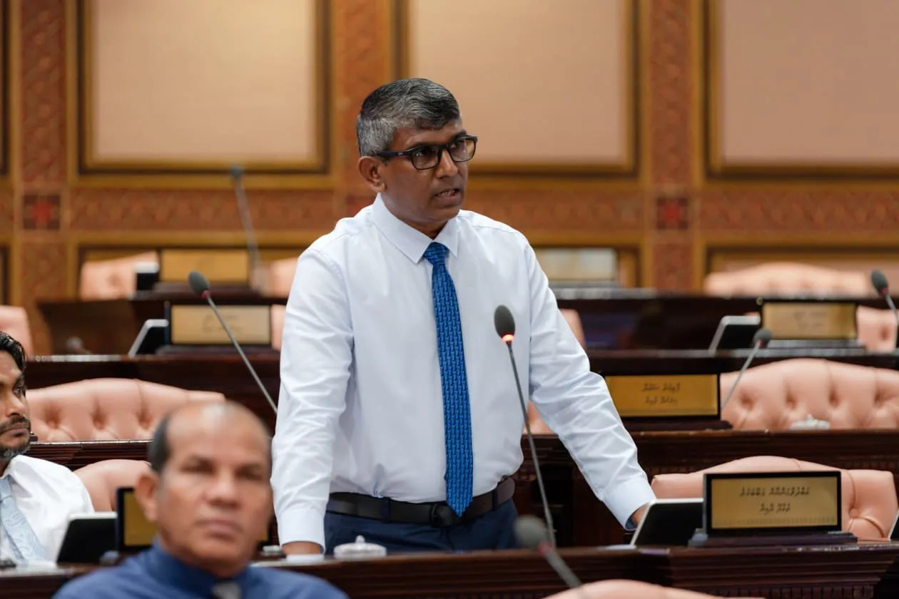 ތުޅާދޫ ދާއިރާގެ އަމިއްލަ މެންބަރު ޢަބްދުލްޙަންނާނު އަބޫބަކުރު:ފޮަޓޯ/ މަޖިލިސް