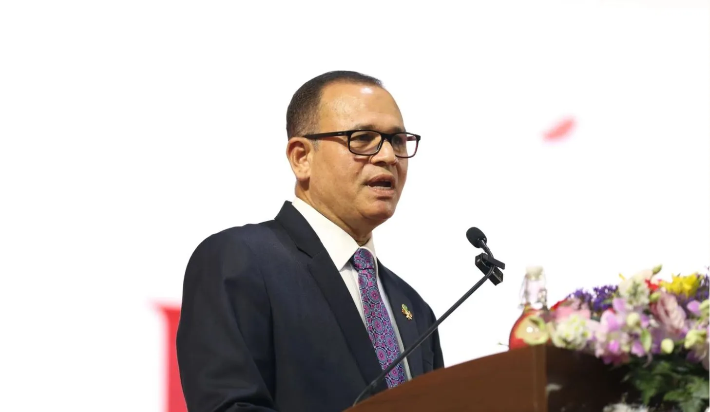 ކައުންސިލްތަކުގެ އޯޑިޓް ކުރާ ސިސްޓަމް ރަނގަޅު ކުރުމަށް މަސައްކަތްކުރާނަން: މިނިސްޓަރ އާދަމް ޝަރީފް