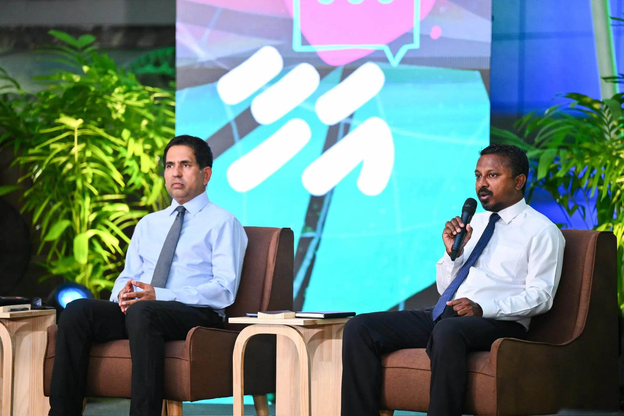 "އުޅަނދުތަކުން ނަގާ ފީ ޚަރަދުކުރާނީ މަގުތަކާއި ޓްރެފިކް މައްސަލަ ހައްލު ކުރަން"