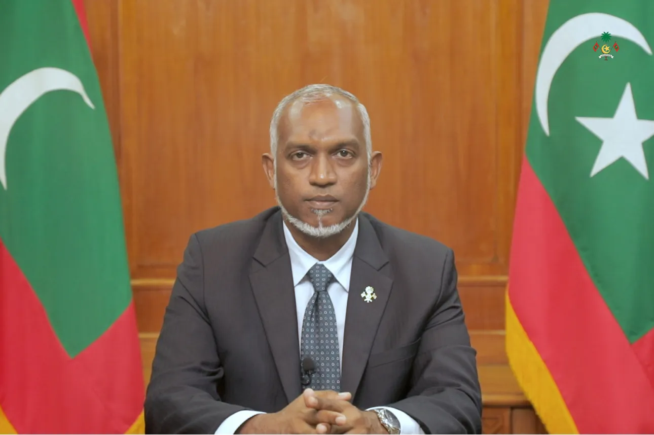 ރައީސުލްޖުމްހޫރިއްޔާ ޑޮކްޓަރ މުޙައްމަދު މުޢިއްޒު