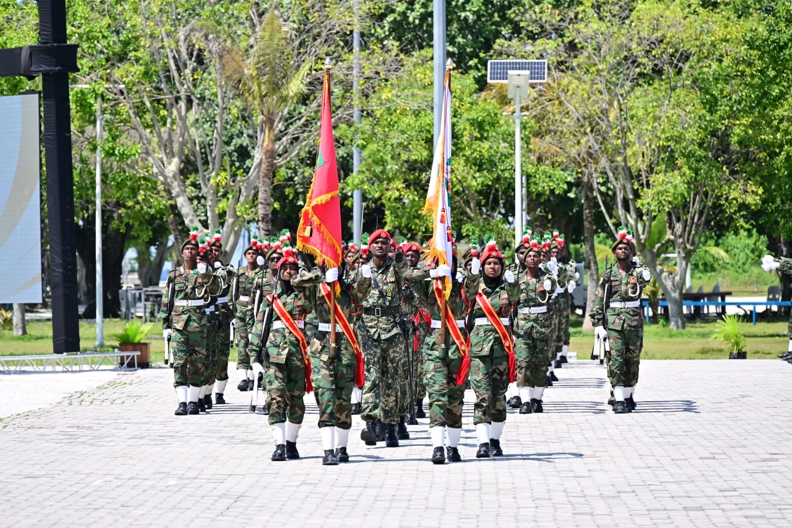 ވަތަނީ ހިދުމަތުގެ ތިންވަނަ ބެޗު ދަސްވަނިވުން؛ ފޮޓޯ / އެމްއެންޑީއެފް