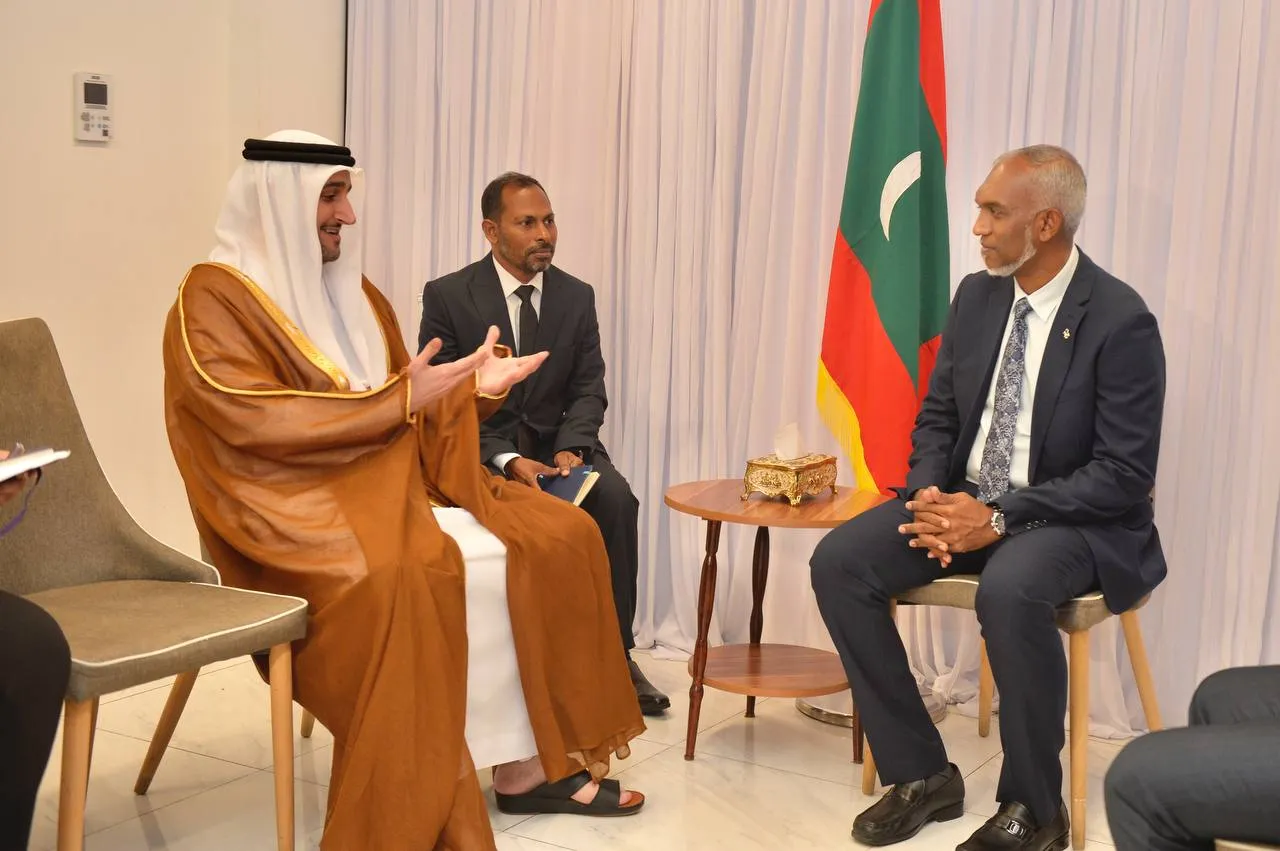 ޔޫއޭއީ ސަފީރުގެ އަރިހުން ޑރ.މުޢިއްޒު އެދިލެއްވީ ވަޢުދުތައް ފުއްދުމަށް އެހީތެރިކަމާއި ބައިވެރިވުން ދެއްވުމަށް!