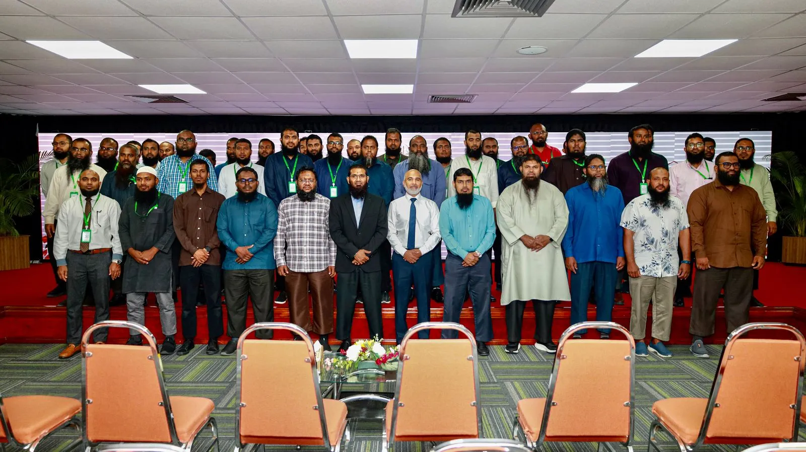ޖަމްޢިއްޔަތުއްސަލަފުގެ ދުޢާތުންގެ މަޖްލީސް އިފްތިތާހު ކުރުން