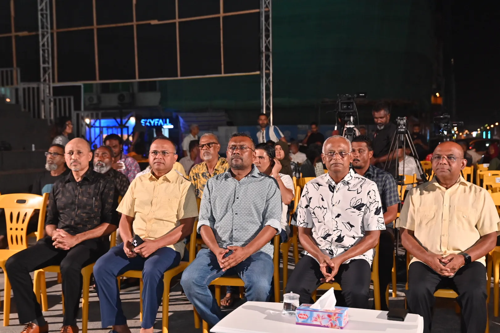 ދެ އިންތިޚާބު އެއްދުވަހެއްގައި ބޭއްވުމުން ސަރުކާރު ޖަވާބުދާރީ ކުރުވުމުގެ ފުރުޞަތު ރައްޔިތުންނަށް ގެއްލޭނެ: އެމްޑީޕީ